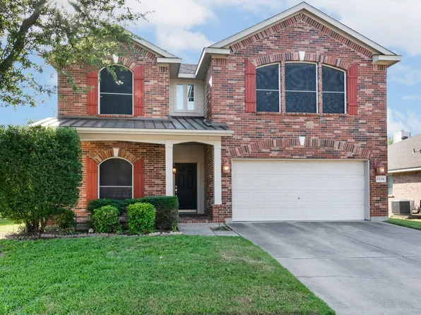6220 Dream Dust Dr, North Richland Hills, TX 76180