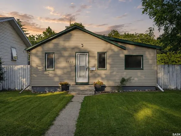 1728 2nd AVENUE N, Saskatoon, SK S7K 2G5