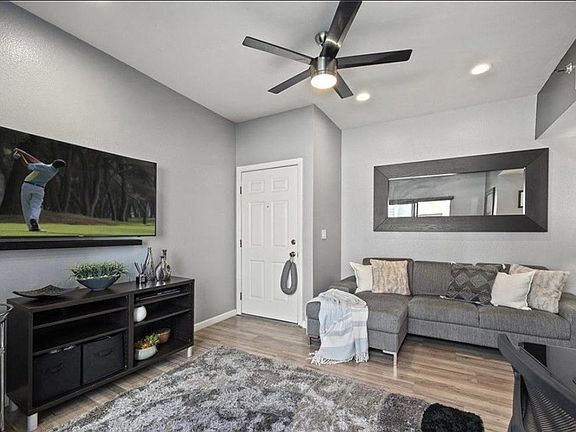 5th image of 720 W 4th St Unit 107