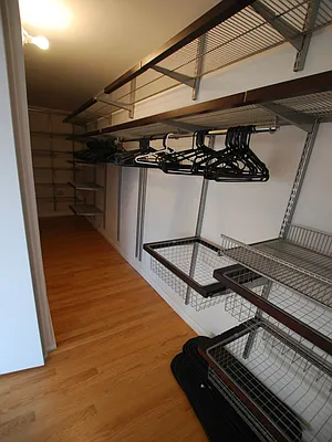 Rented by Sotheby's International Realty | media 36