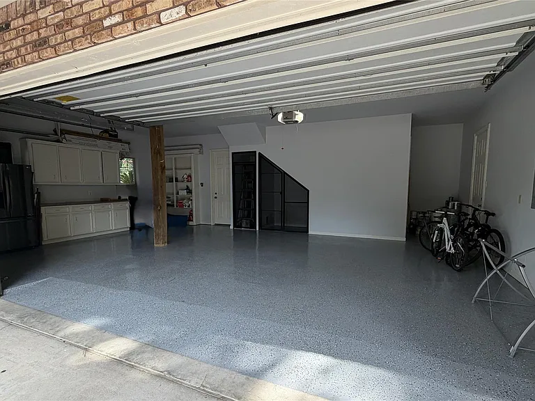 8615 Haven Woods Way — Photo 18