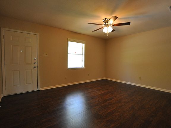 2nd image of 300-312 Memory Ln #304