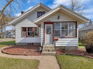 928 2nd St S, Sauk Centre, MN 56378