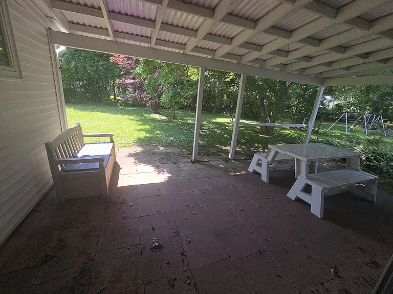 331 Campfield Ave — Photo 2