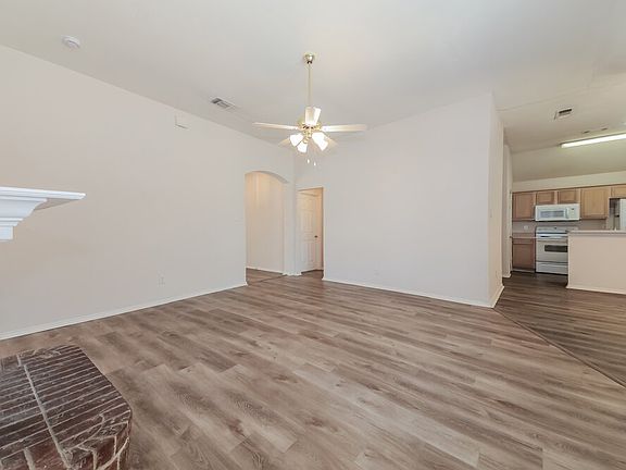 5th image of 1811 Caddo Lake Dr