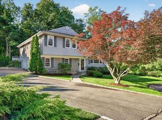 7 Stanley Rd, White Plains, NY 10605