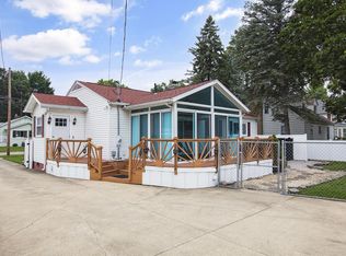 205 N Grant Ave, Three Rivers, MI 49093