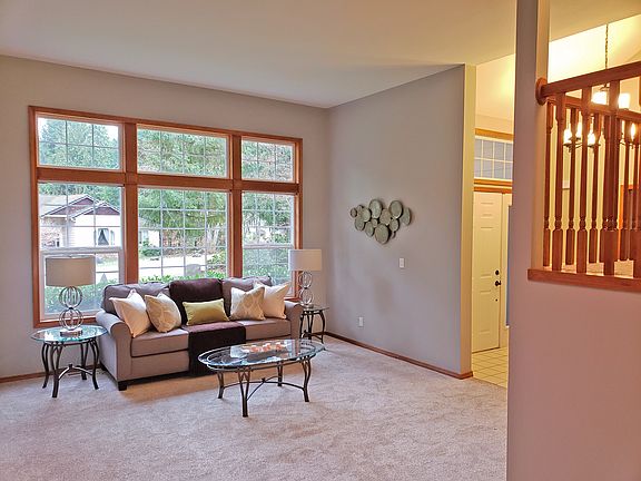 5th image of 13366 Graywolf Pl NE
