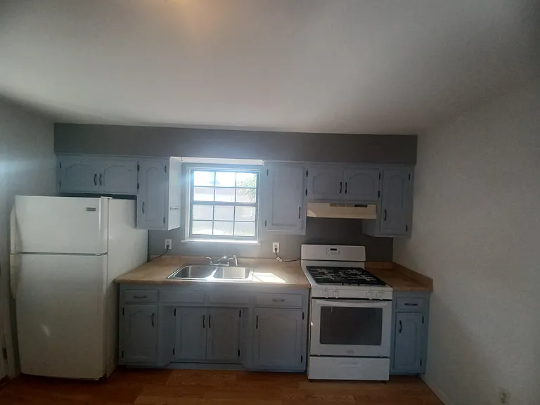 Perizzite Ave — Photo 3