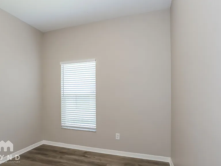 713 Parsons Pointe St — Photo 11