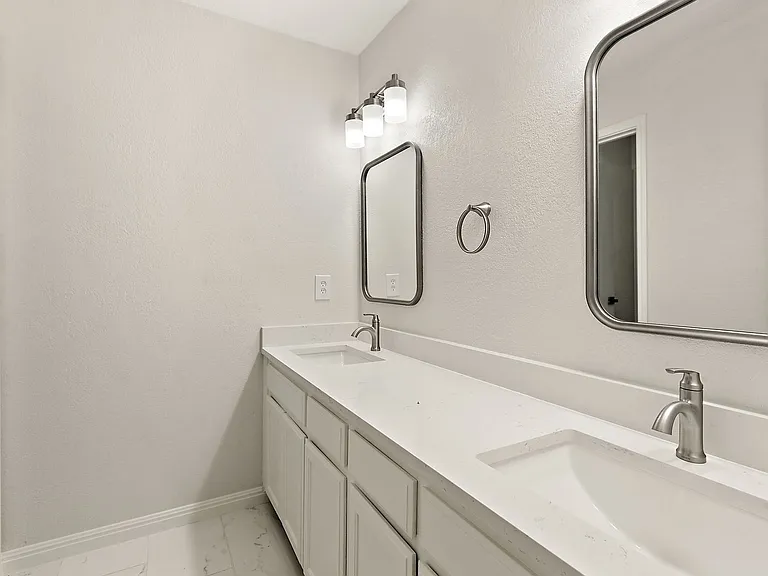 3811 Standfield Ct — Photo 19