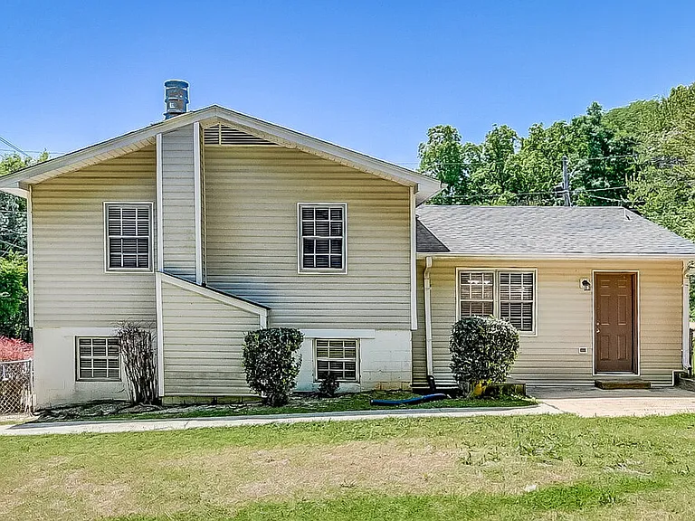 1760 Sonia Dr — Photo 20