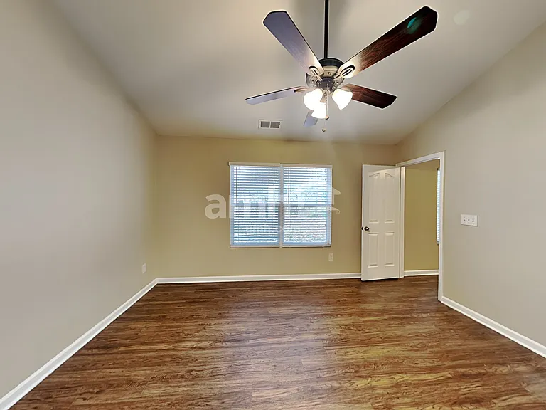 7033 Sunman Rd — Photo 7