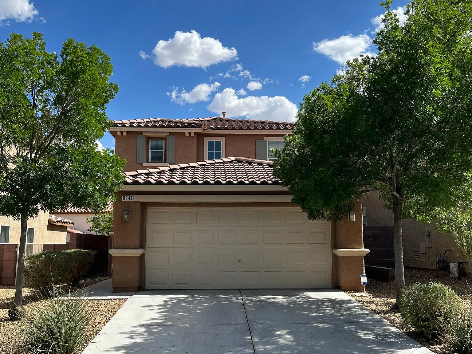 3 bed, 2.5 bath, 1240 sqft, $1,850 — Photo 1