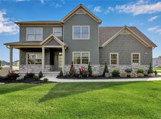 6401 Ward Rd, Sanborn, NY 14132