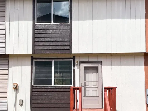 234 Laredo Rd APT 17, Evanston, WY 82930