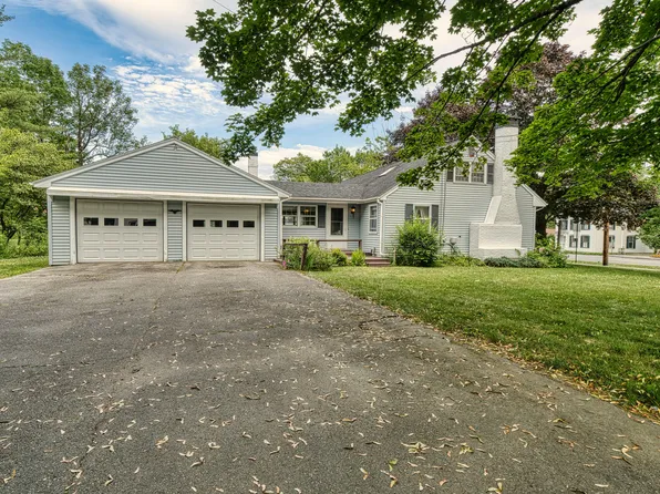 295 Main Street, Thomaston, ME 04861