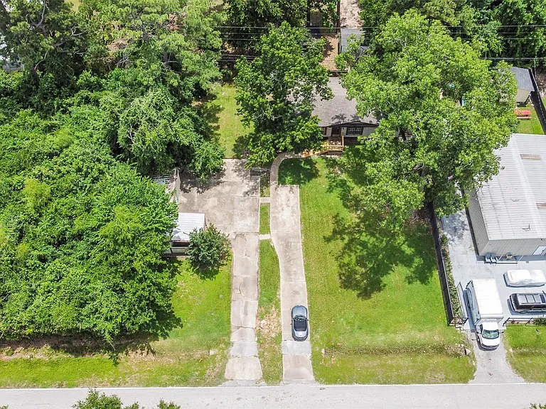 11023 Forrest Valley Dr — Photo 44