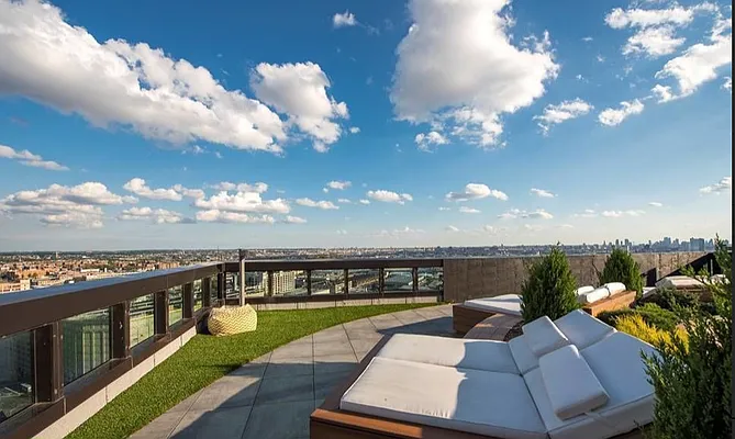 Rented by Oxford Property Group | media 86