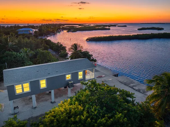 1370 Long Beach Dr, Big Pine Key, FL 33043