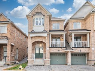 28 Manila Ave, Markham, ON L6C 0W1