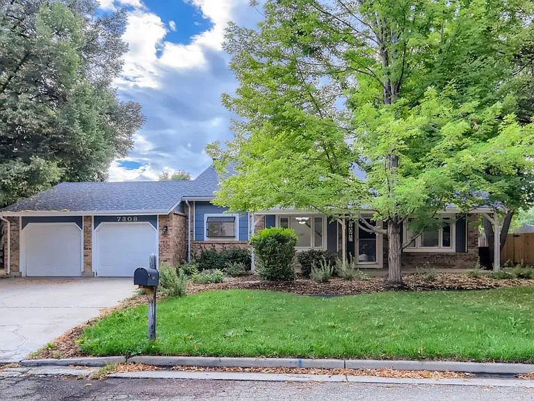 7308 Timothy Pl — Photo 2