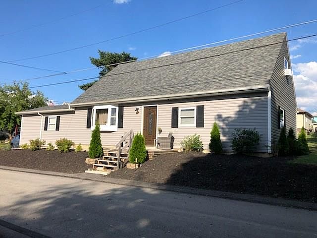 1st image of 17 Delmont Ave