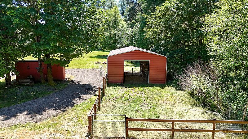 5th image of 16005 148th Avenue SE