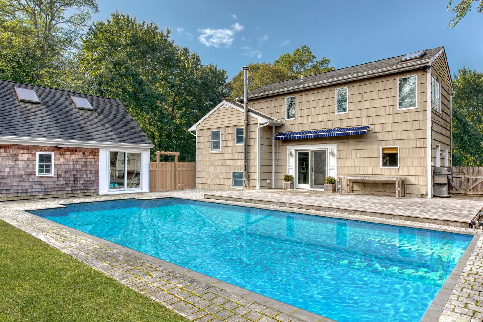  Heated Pool, Pool House & Detached Garage
