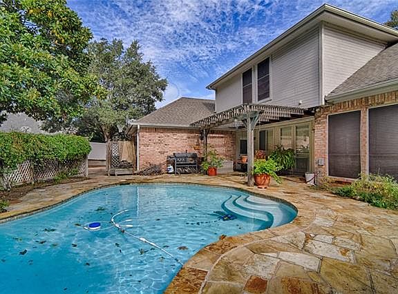 3rd image of 4706 Morris Heights Dr