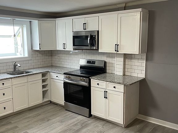 2nd image of 117 Park St