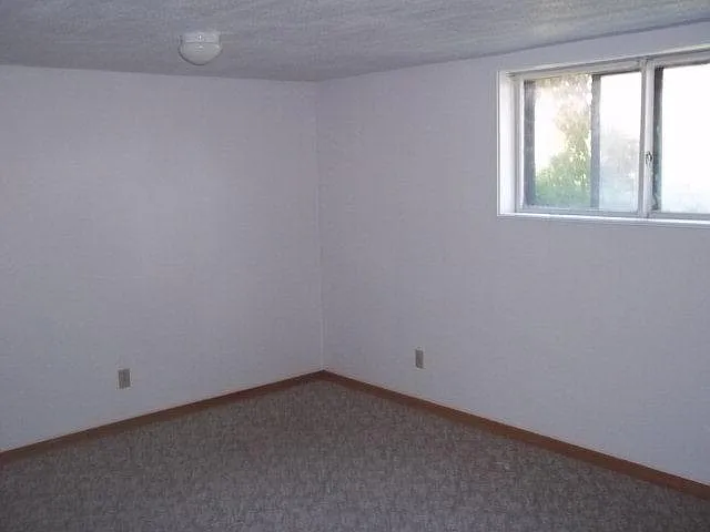 1315 NE Orchard Dr — Photo 10