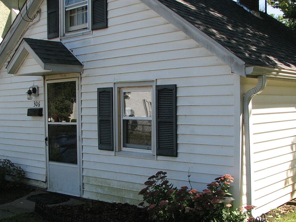 1st image of 306 Caldwell St