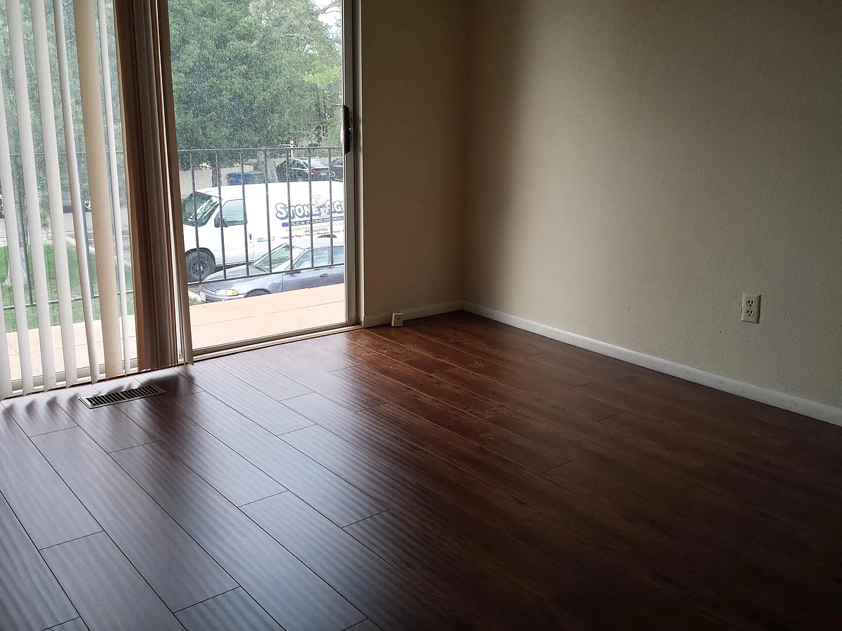 Building Photo - 1494 S 400 E #2