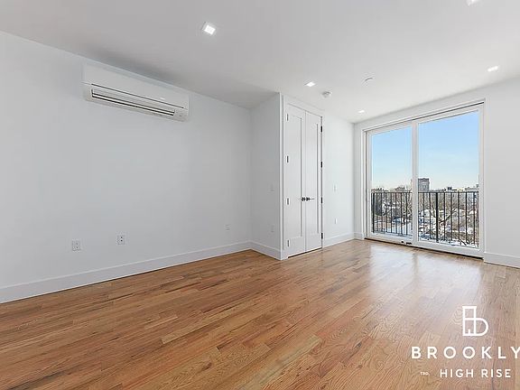 5th image of 986 Rogers Ave APT 5B
