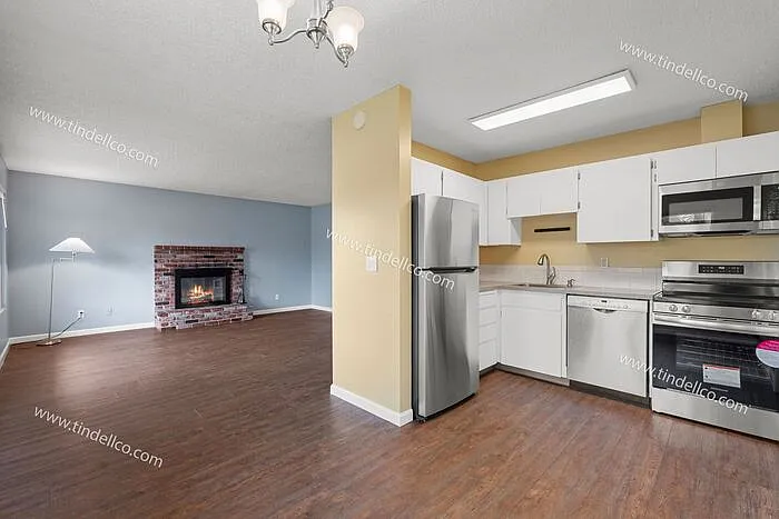 7040 N Carey Blvd — Photo 8