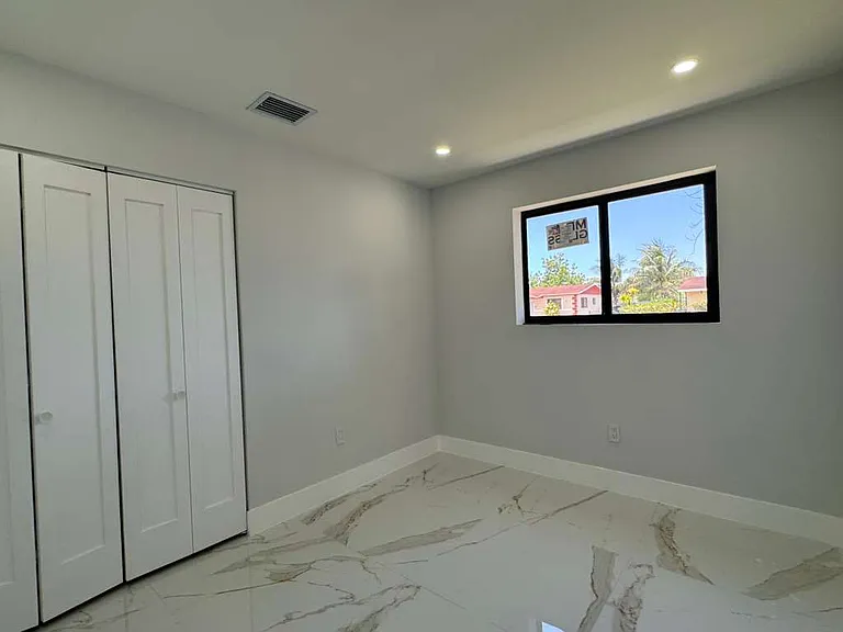 2251 NW 193rd Ter — Photo 27