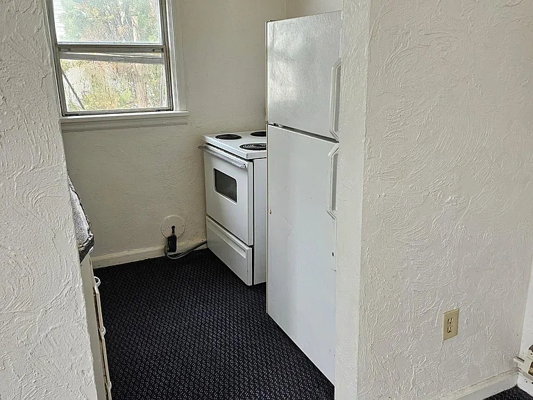 219 H St #2 — Photo 4