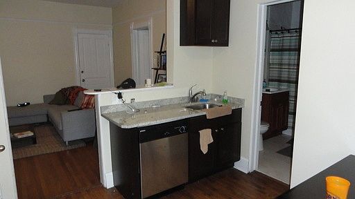 1st image of 1216 W Barry Ave APT 02R