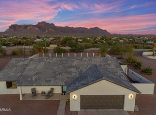 863 S Stagecoach Rd, Apache Junction, AZ 85119