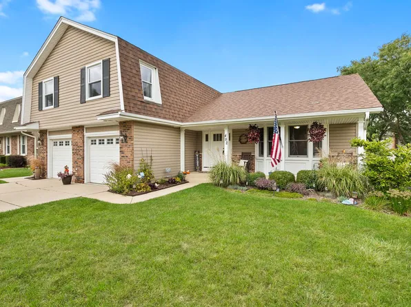 482 Franklin Ln, Elk Grove Village, IL 60007