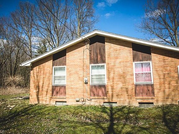 3rd image of 11242 Island Creek Dr