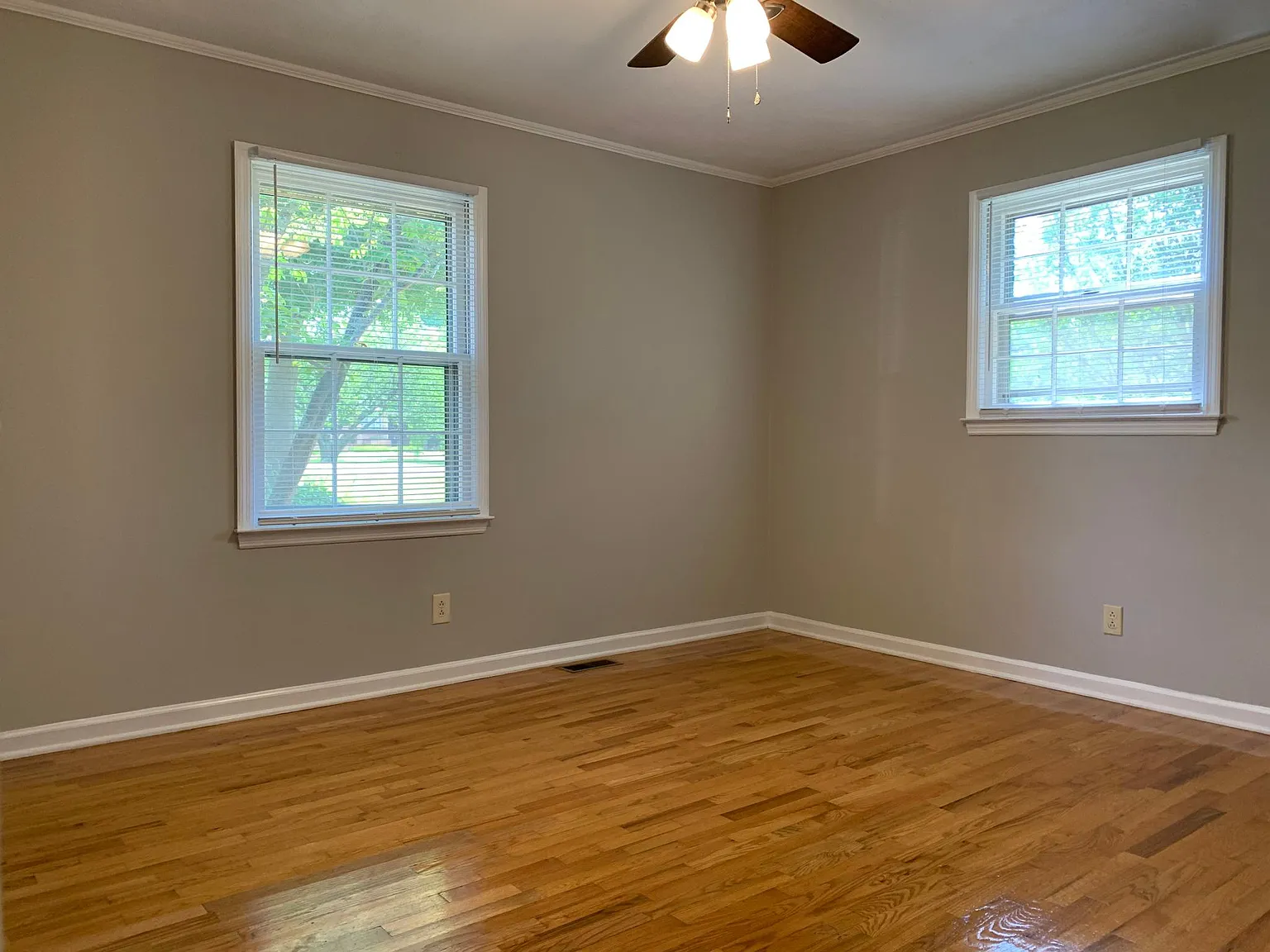 3 bed, 1135 sqft, $1,460 — Photo 4