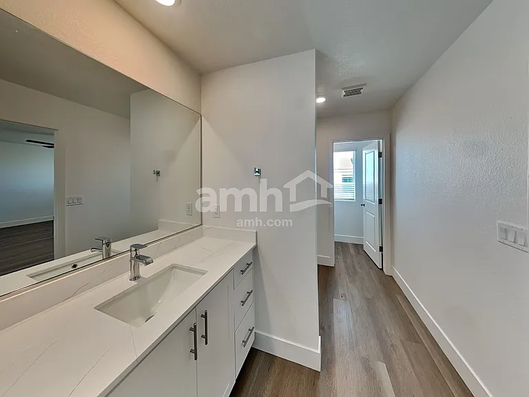 5826 Iron Islands St — Photo 13