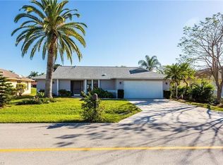 1418 Forest Lakes Blvd, Naples, FL 34105