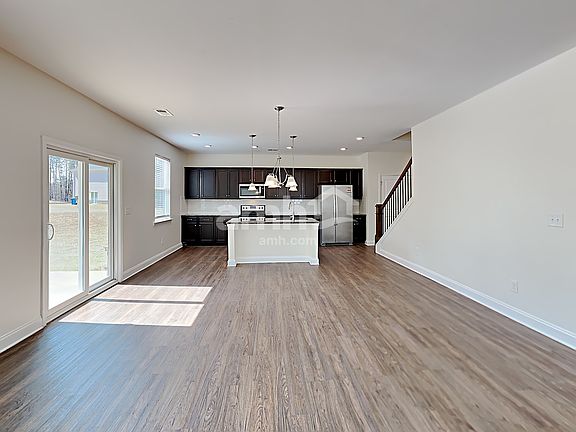 5th image of 354 Macroom Ct