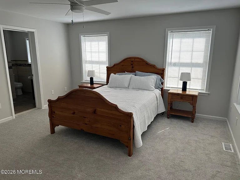 211 Trenton Ave — Photo 14