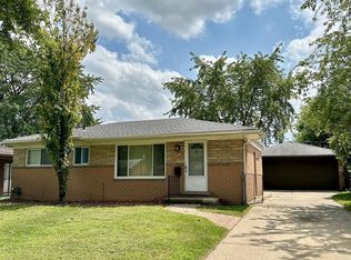 4578 Stratford Dr, Warren, MI 48092
