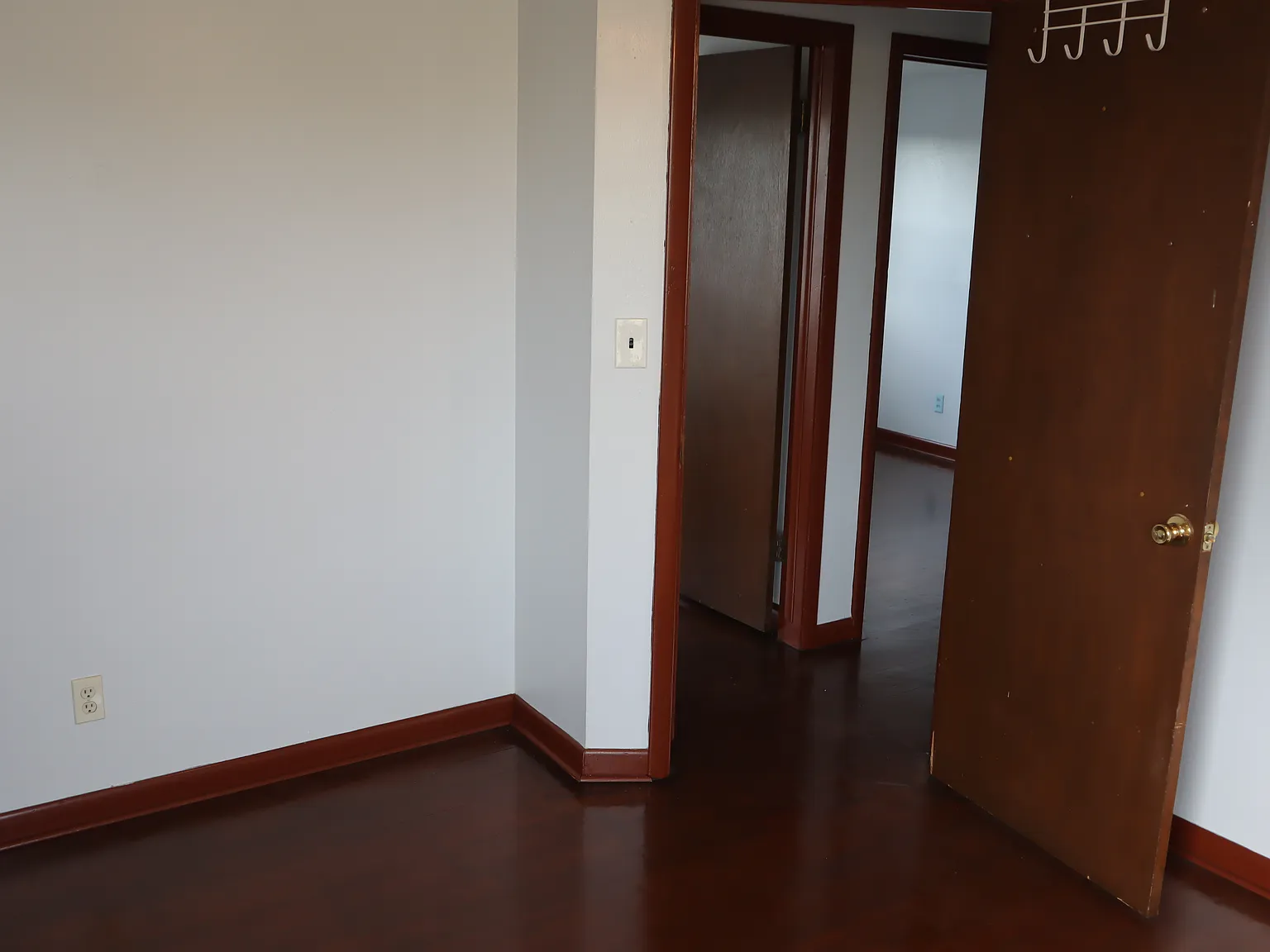 3 bed, 914 sqft, $1,295 — Photo 4