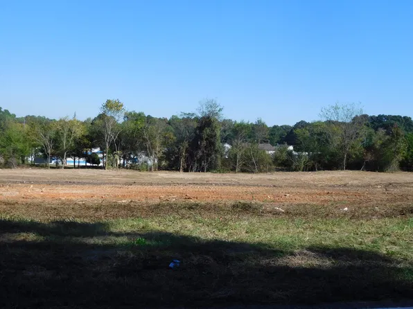 Hamrick St, Gaffney, SC 29340